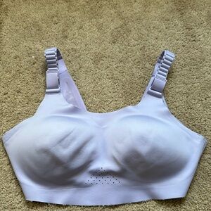 Brooks sports bra, barely worn
